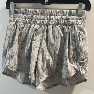 Gray Women's Short  Lululemon Tracker Shorts Size 6 Good Condition